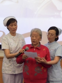 蘭州百歲老護(hù)士長(zhǎng)登臺(tái)講授“護(hù)士之道”