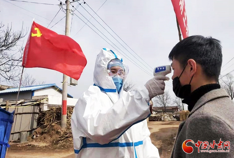 【甘肅全民戰(zhàn)“疫”】靈臺(tái)：戰(zhàn)“疫”一線(xiàn)的“巾幗小分隊(duì)”（圖）