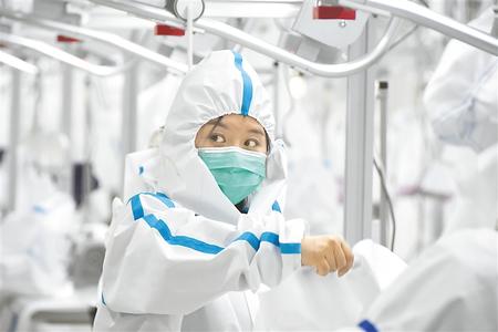 不辭山海千里遠 戰(zhàn)“疫”戰(zhàn)“貧”見真情——廈門市支援臨夏州扶貧車間轉(zhuǎn)產(chǎn)防疫物資紀實