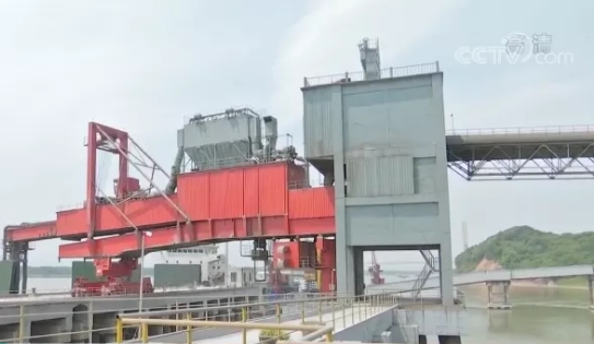 太瘋狂！水泥漲價(jià)幾輪，依舊排隊(duì)搶購(gòu)......發(fā)生了什么？