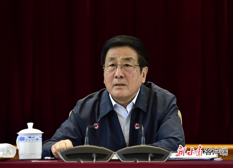 省委常委會召開擴大會議 傳達學(xué)習(xí)習(xí)近平總書記重要講話和全國兩會精神 安排部署甘肅省貫徹落實工作 林鐸主持并講話 唐仁健歐陽堅孫偉等出席