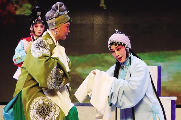 “春綠隴原·圓夢(mèng)小康”冬春文化惠民演出季 省隴劇院精品折子戲?qū)鲎哌M(jìn)紅古區(qū)