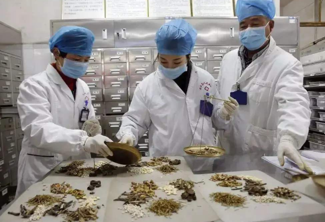 新冠肺炎疫情人物同防市民如何做？請看這里！