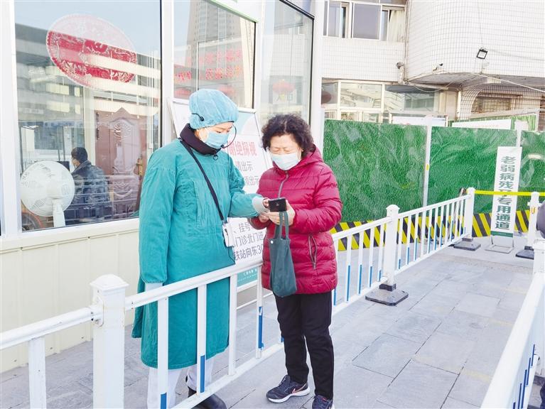 智能生活下，老年人的“數(shù)字鴻溝”如何跨越？