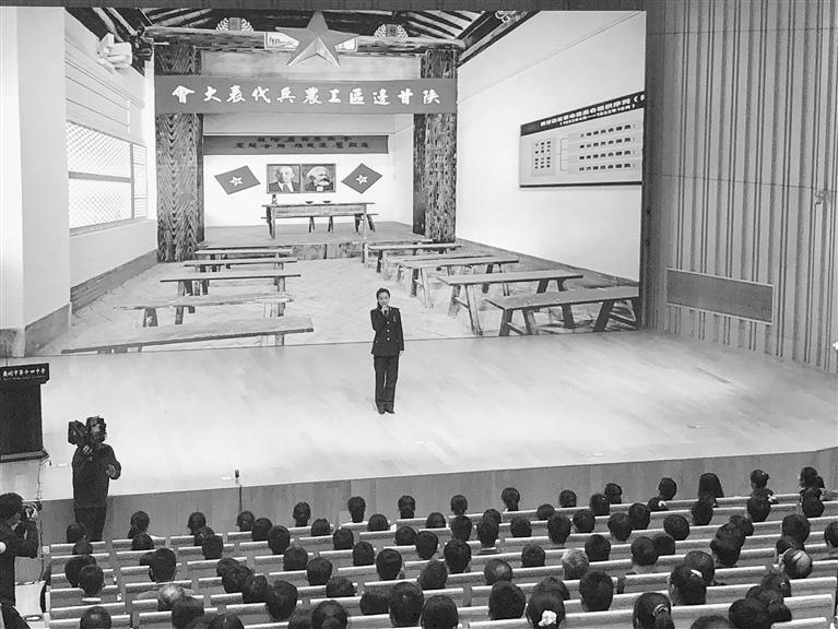 蘭州市開展“學(xué)黨史、頌黨恩、跟黨走”紅色文化進校園活動