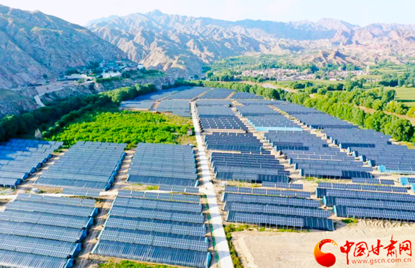 【奮斗百年路 啟航新征程 脫貧攻堅(jiān)答卷】以村為家，把貧困戶當(dāng)家人——記全國脫貧攻堅(jiān)先進(jìn)個(gè)人錢有