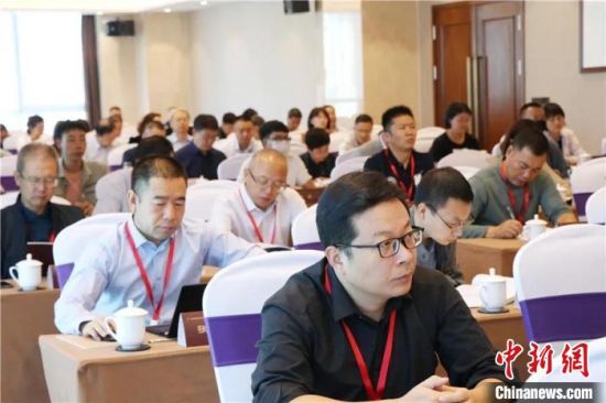 圖為“明清時期河西走廊社會變遷”學術研討會現(xiàn)場?！∥渫行侣剛髅郊瘓F供圖