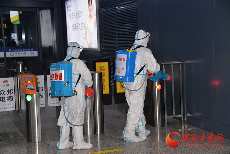 甘肅省疾控中心提醒： 有以下旅居史的人員請第一時(shí)間主動(dòng)報(bào)備