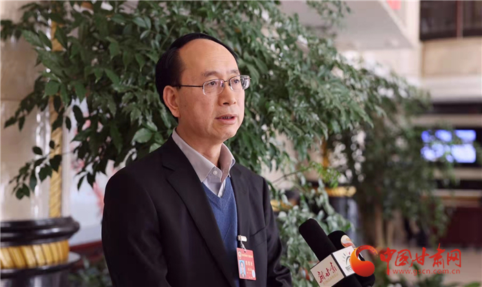 【聚焦2022甘肅兩會·代表委員說】省政協(xié)委員楊立勛：甘肅乳業(yè)發(fā)展要有“領頭?！?實現(xiàn)整體提質(zhì)增效