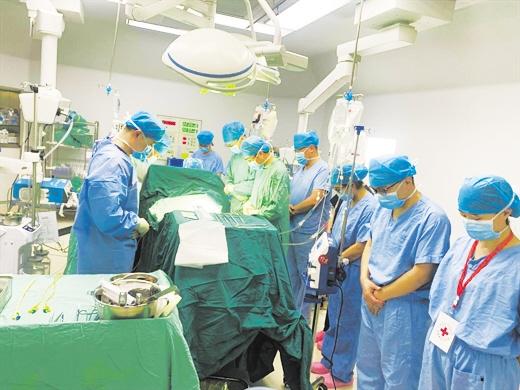 萍萍，謝謝你曾經(jīng)來(lái)過(guò)!蘭州一名11歲女孩不幸離世，父母捐獻(xiàn)女兒器官