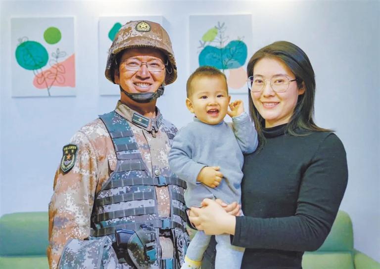 蘭州市退役軍人事務(wù)局舉行清明代祭掃儀式 陳紅軍烈士父親給兒子寫來寄語 “你是祖國的好兒女，也是我們的驕傲”