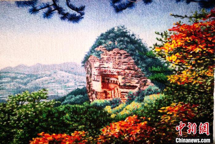 圖為劉云帆刺繡作品——麥積山石窟。(資料圖) 甘肅省非遺保護(hù)中心供圖